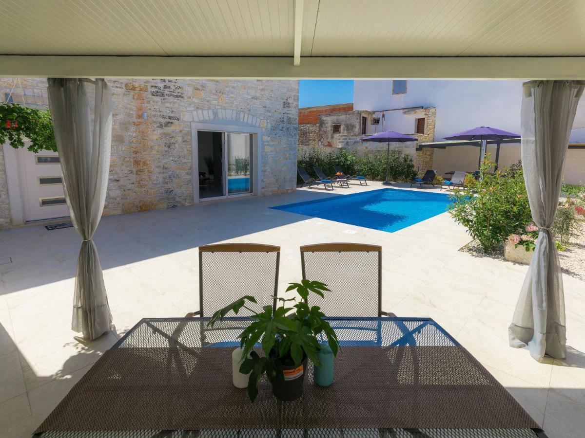 Holiday Home Villa Karmen - Roj454 By Interhome Sveti Petar u Šumi エクステリア 写真